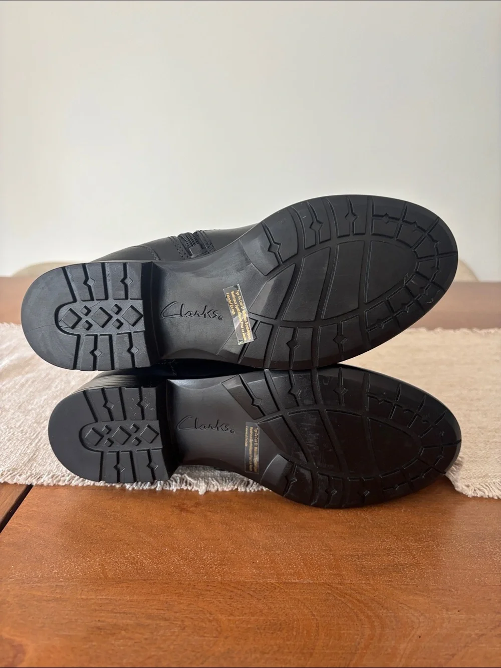 Clark Plaza Pilot Boots - Picture 4 of 6